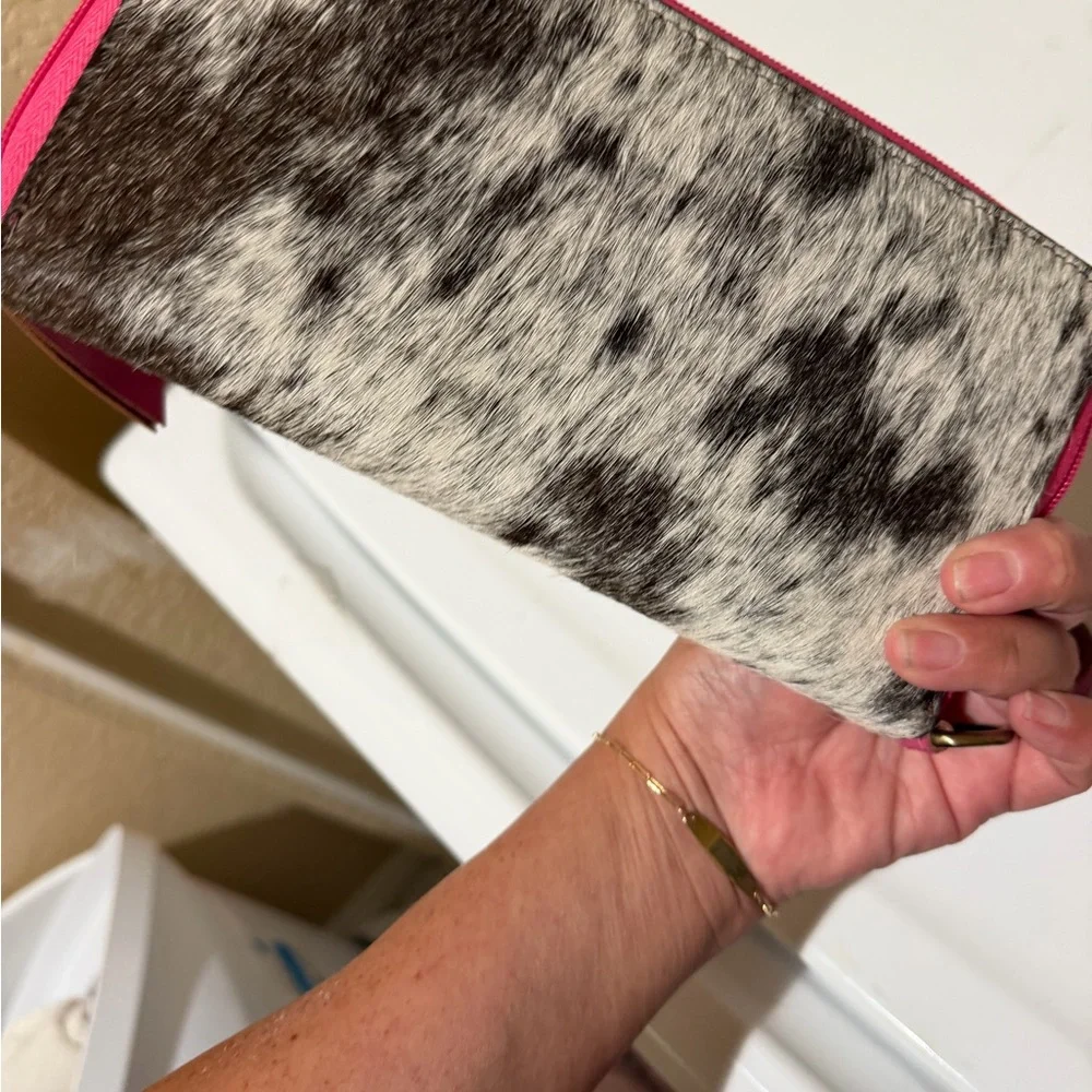Pink Sunflower Accent Wristlet Wallet